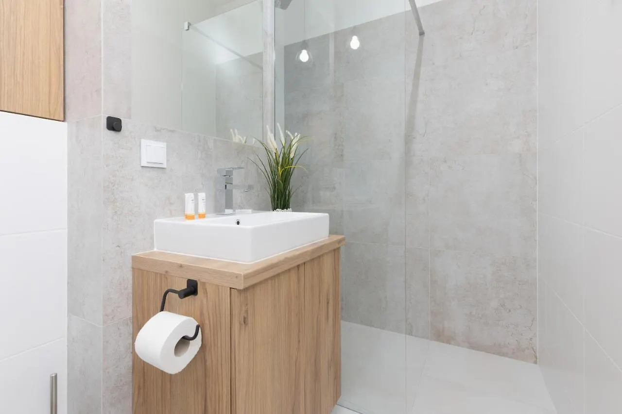 Warsaw Pozytywny Mokotow Apartment By Renters